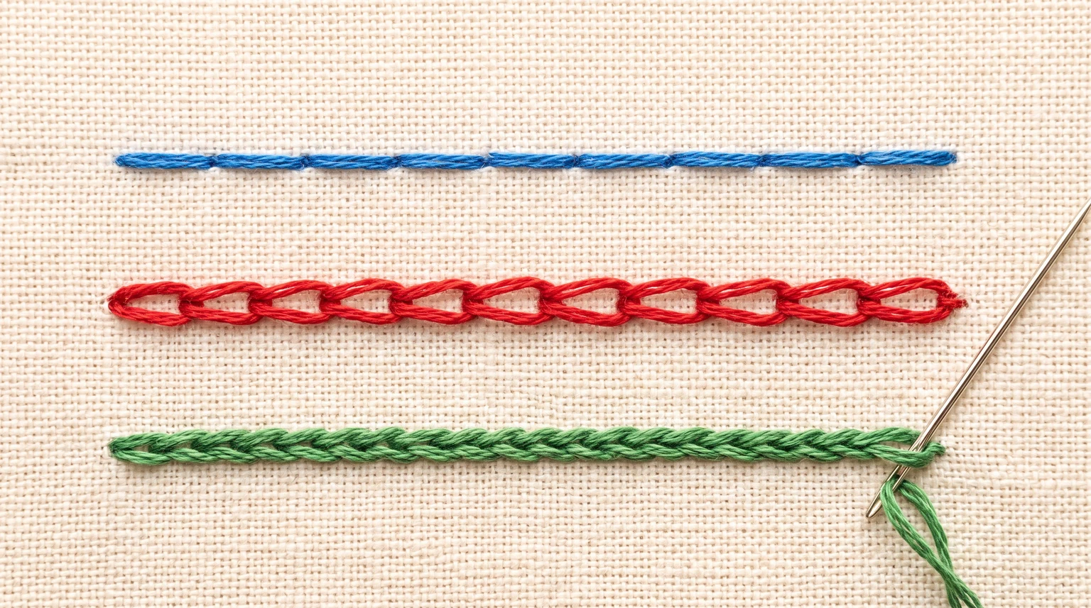 Three contrasting line samples: short connected blue segments, open red chain loops and a fine green textured line
